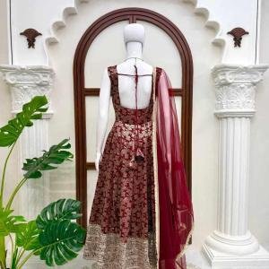 New Premium Elegance Gown