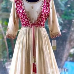 Bandhej Gown With Attach Shrug