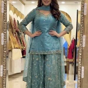 Presenting New Premium Quality Dress