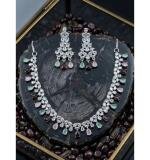 Women's Brass Silver Plated Necklace set (Silver)